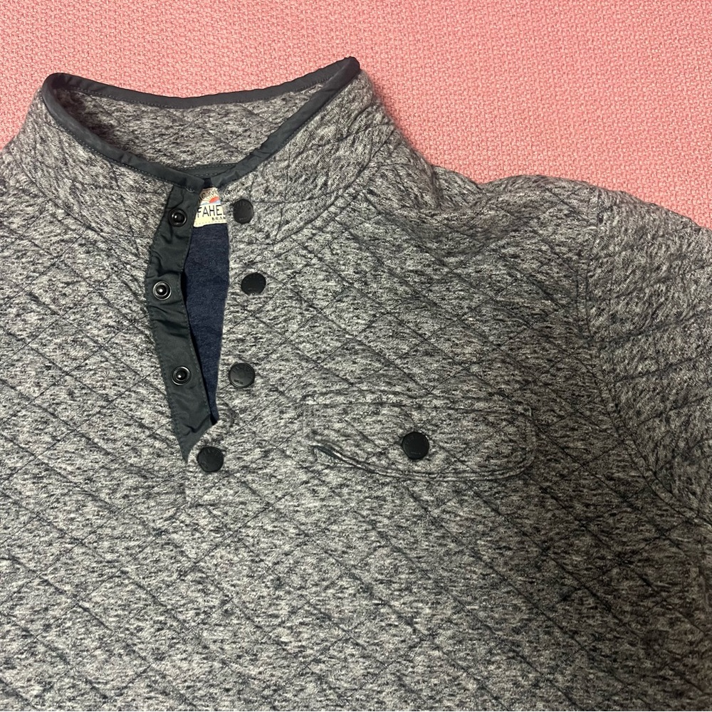 Faherty Gray Quilted Half-Zip Jacket - image 6